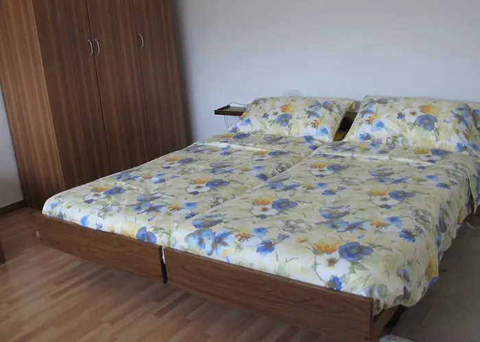 Casa Foletta Cugnasco